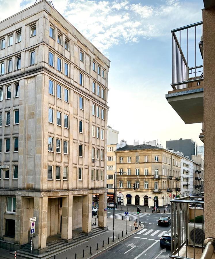 Charming Apartment In The City Center Varşovia Exterior foto