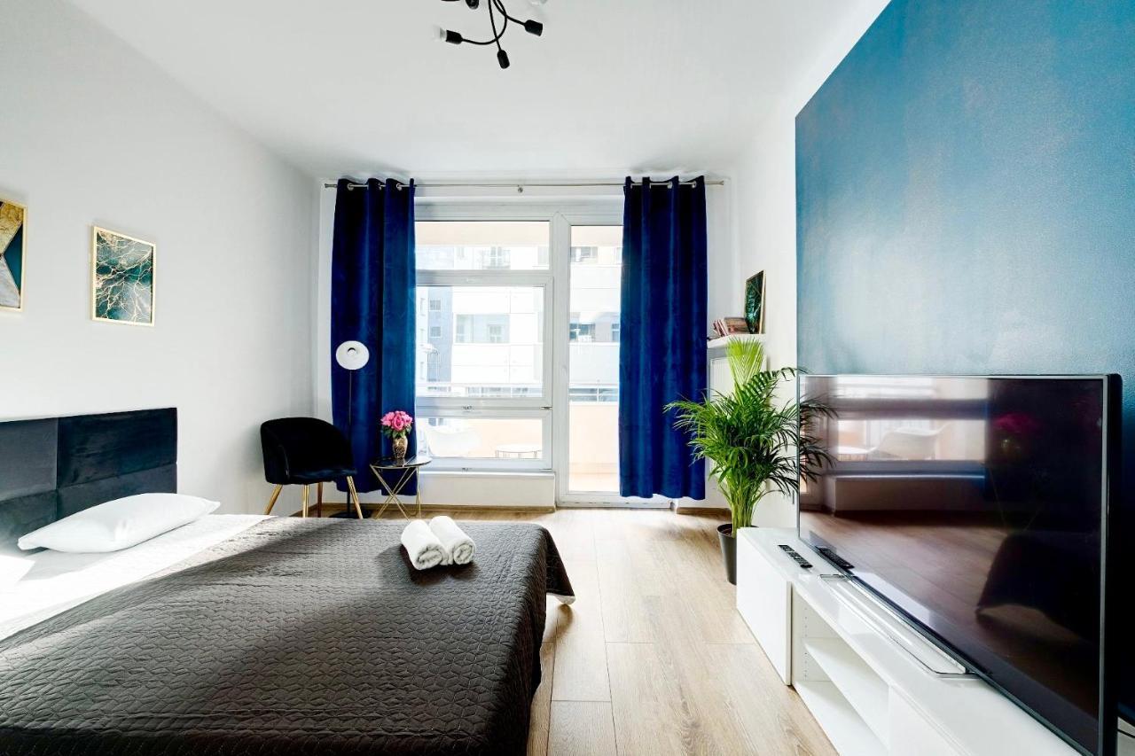 Charming Apartment In The City Center Varşovia Exterior foto