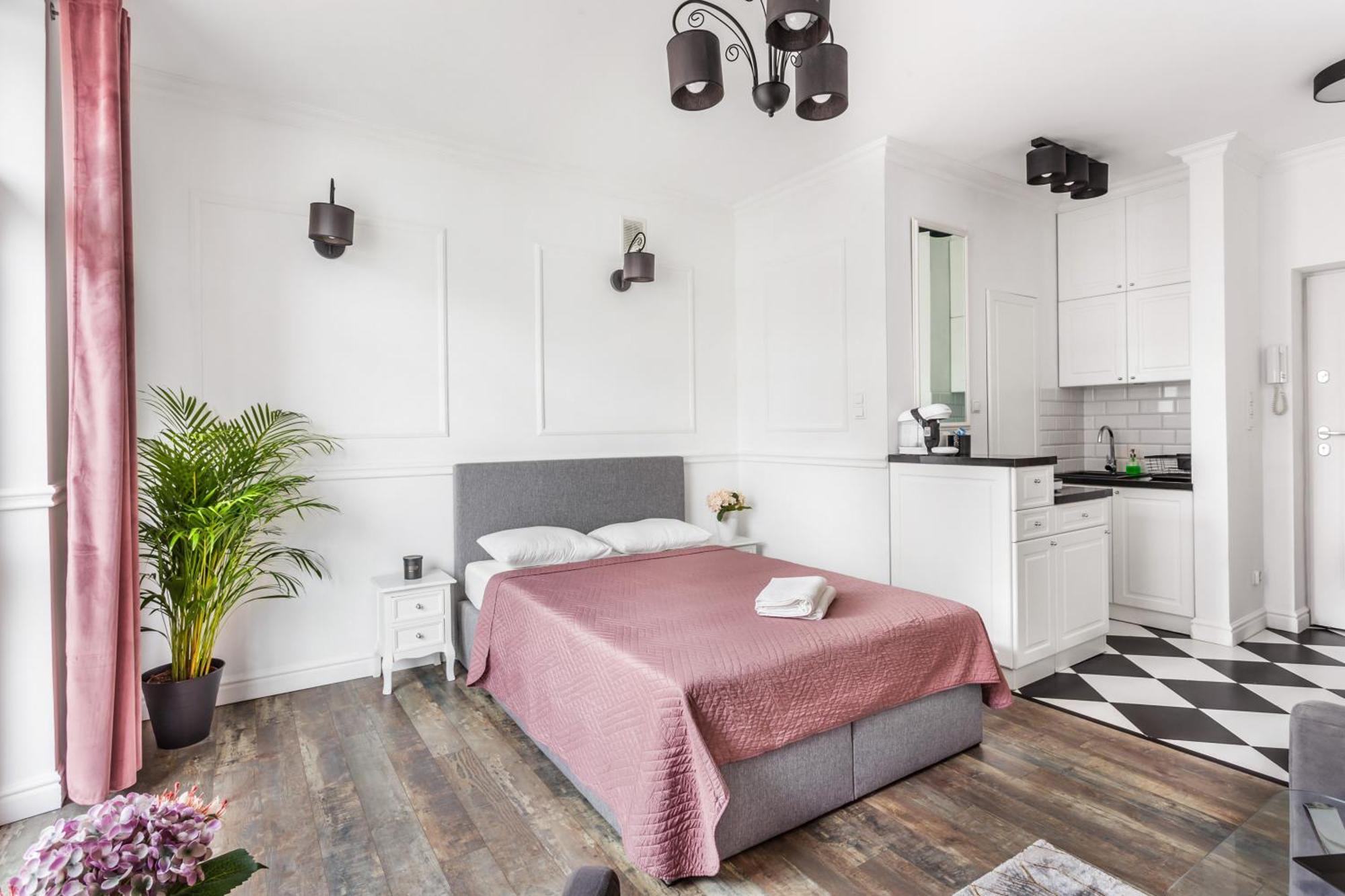 Charming Apartment In The City Center Varşovia Exterior foto