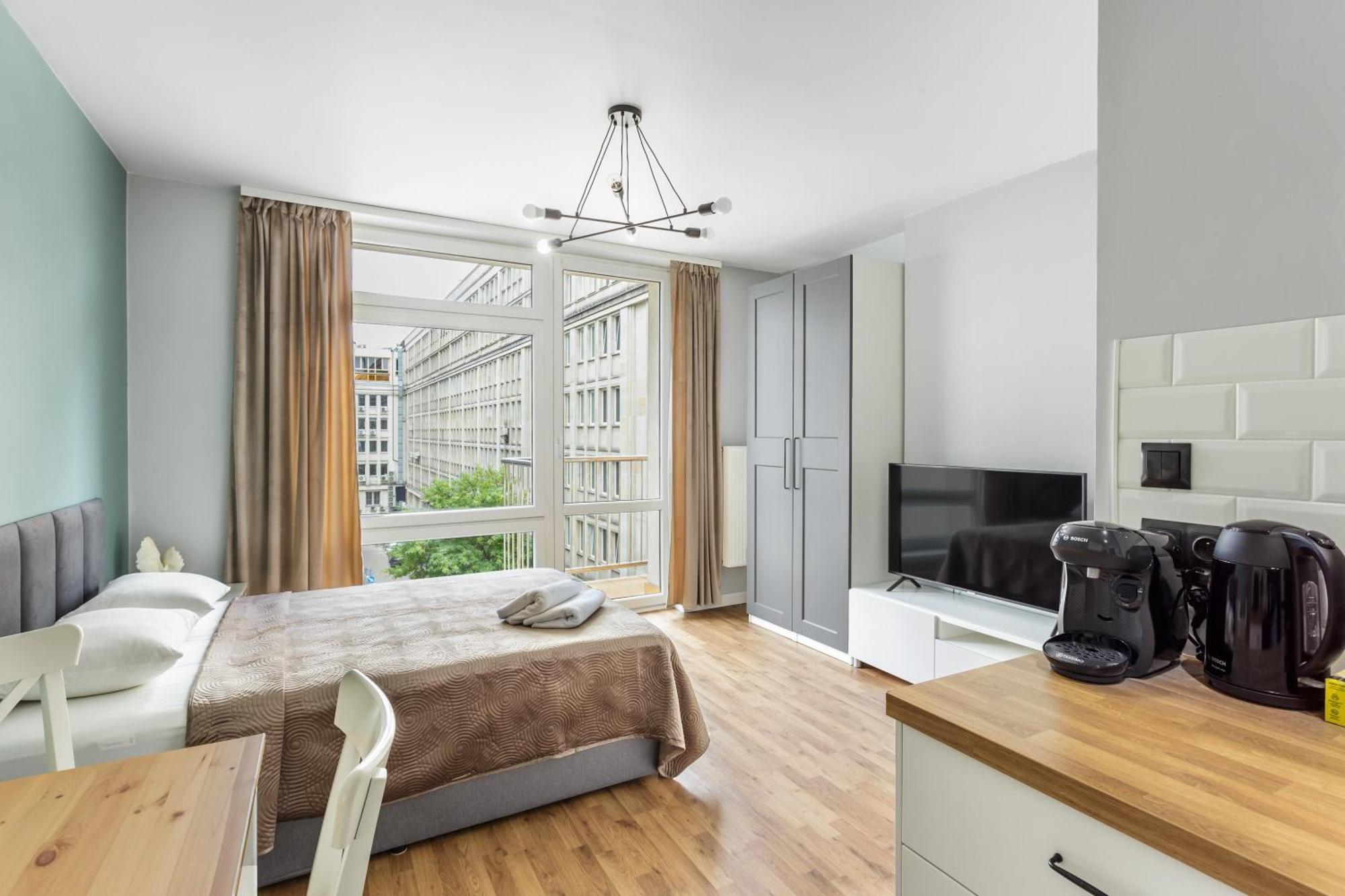 Charming Apartment In The City Center Varşovia Exterior foto
