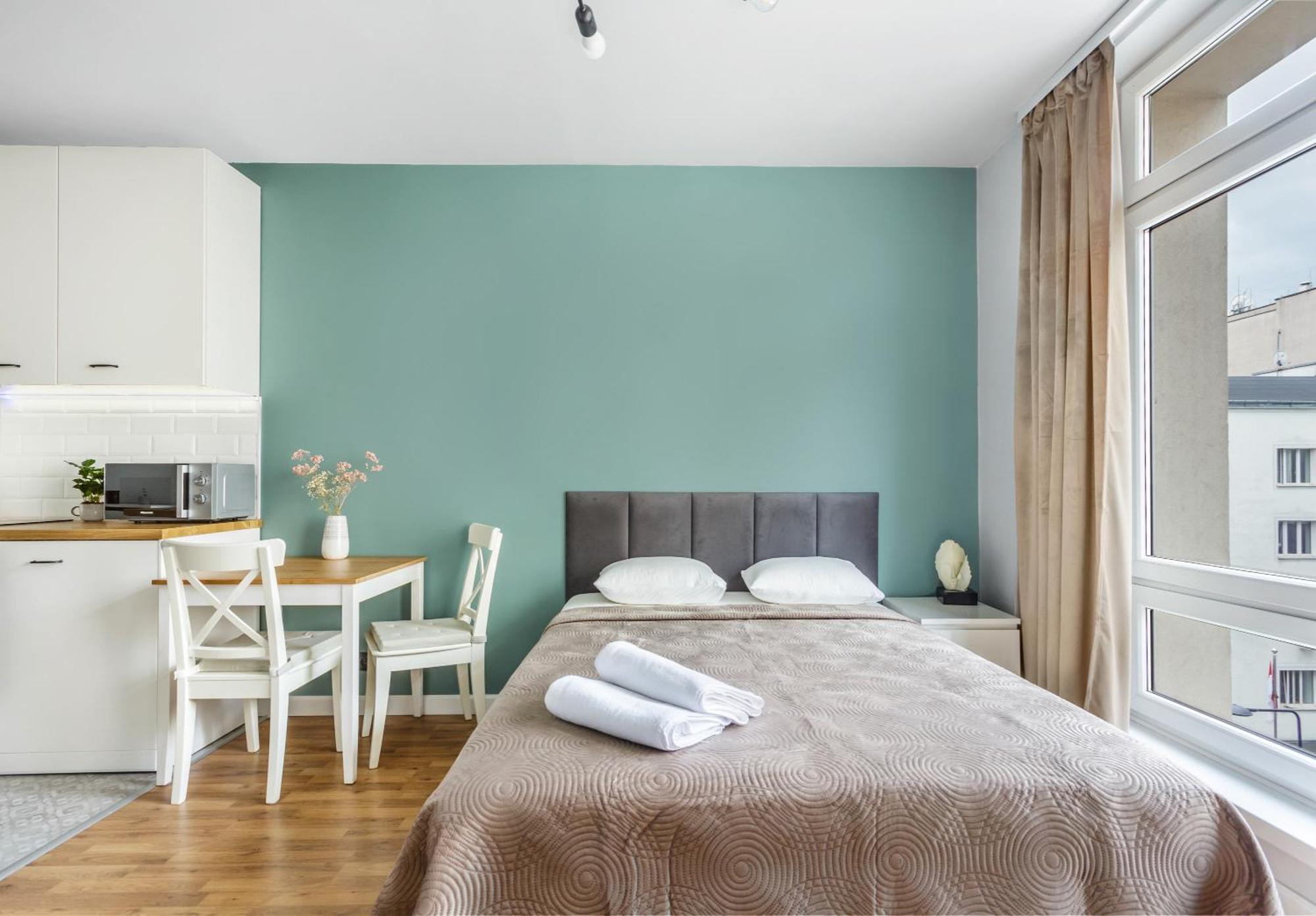 Charming Apartment In The City Center Varşovia Exterior foto