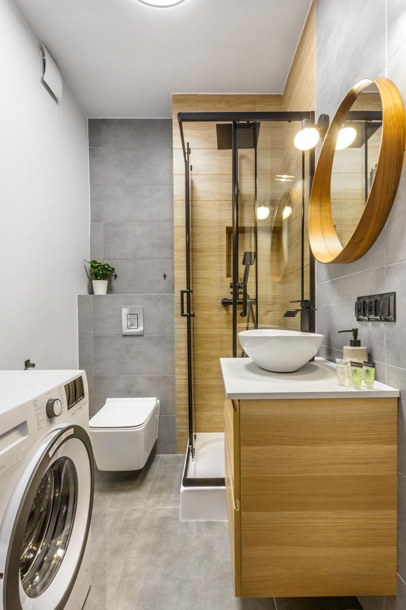 Charming Apartment In The City Center Varşovia Exterior foto